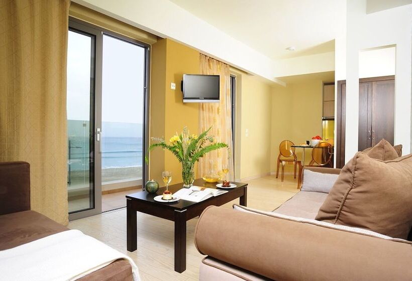 סוויטת ג'וניור נוף לים, Steris Elegant Beach Hotel & Apartments