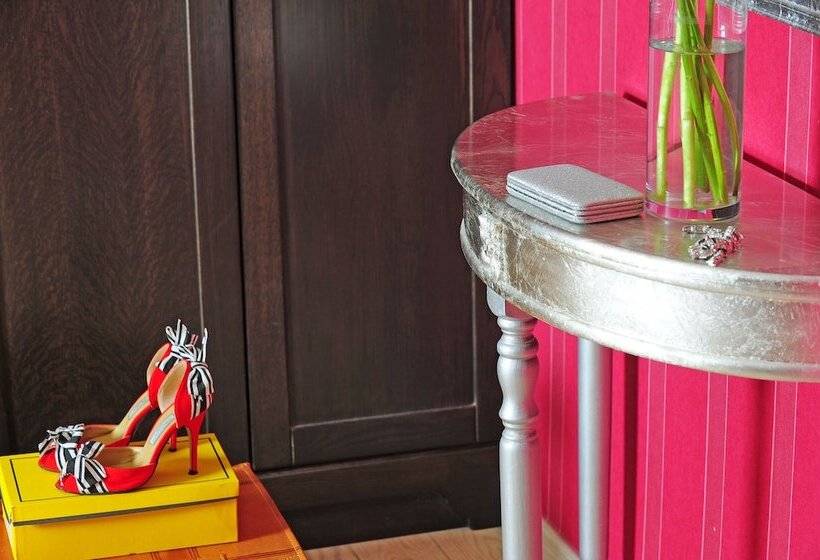 סטודיו אקזקיוטיב, Steris Elegant Beach Hotel & Apartments