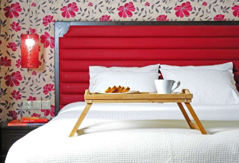 סטודיו אקזקיוטיב, Steris Elegant Beach Hotel & Apartments