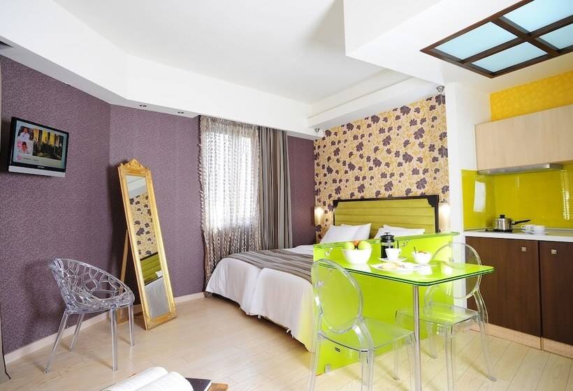 סטודיו סטנדרט עם נוף צדדי לים, Steris Elegant Beach Hotel & Apartments