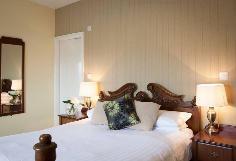 Классический Номер, The Lamplighter Dining ~ Rooms