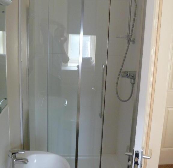 Номер Стандарт, The Lamplighter Dining ~ Rooms