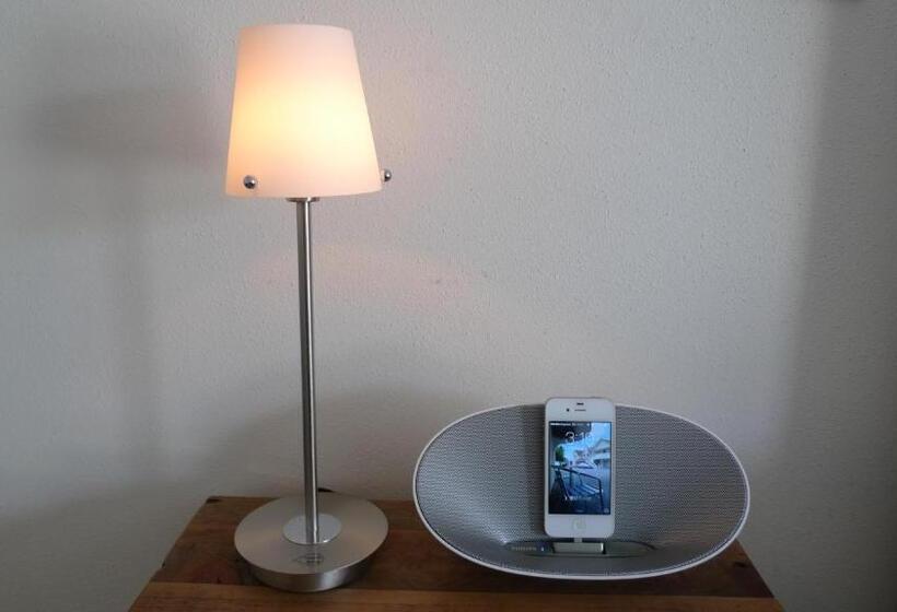 Люкс Комфорт, Rotorua Coachman Spa Motel