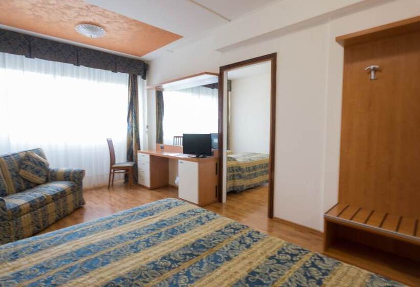 패밀리 룸, Airmotel