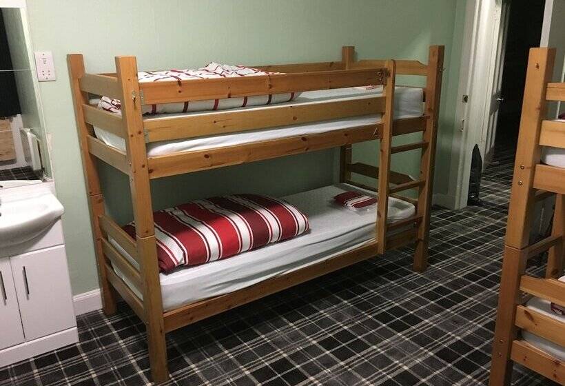 Pokój Czteroosobowy Standard, Chase The Wild Goose, By Fort William