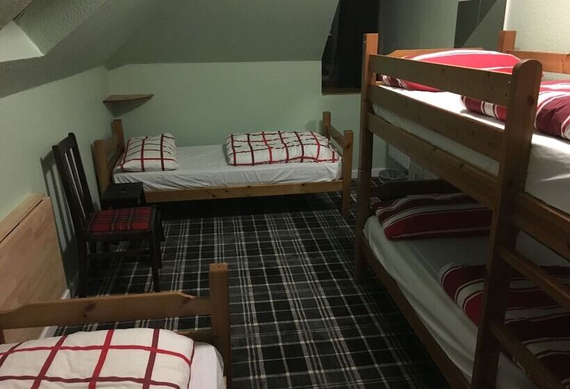 Standard Quadruple Room, Chase The Wild Goose, By Fort William