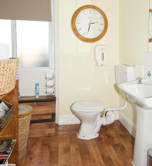 Номер Стандарт, Kipps Brighton