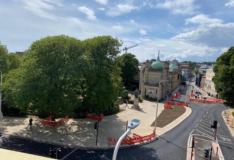 Семейный Номер, Kipps Brighton