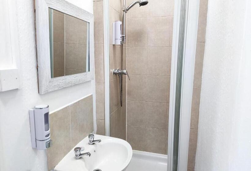 Семейный Номер, Kipps Brighton