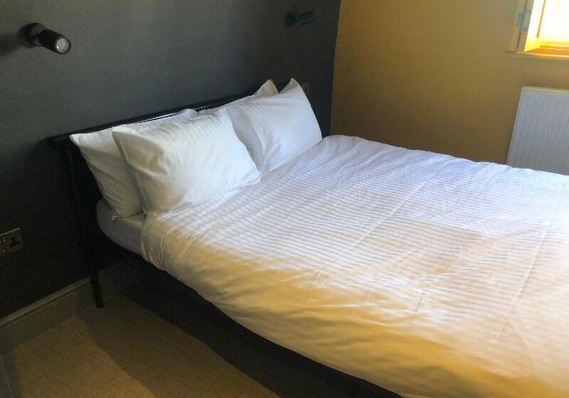 Номер Стандарт, Publove @ The Steam Engine Waterloo