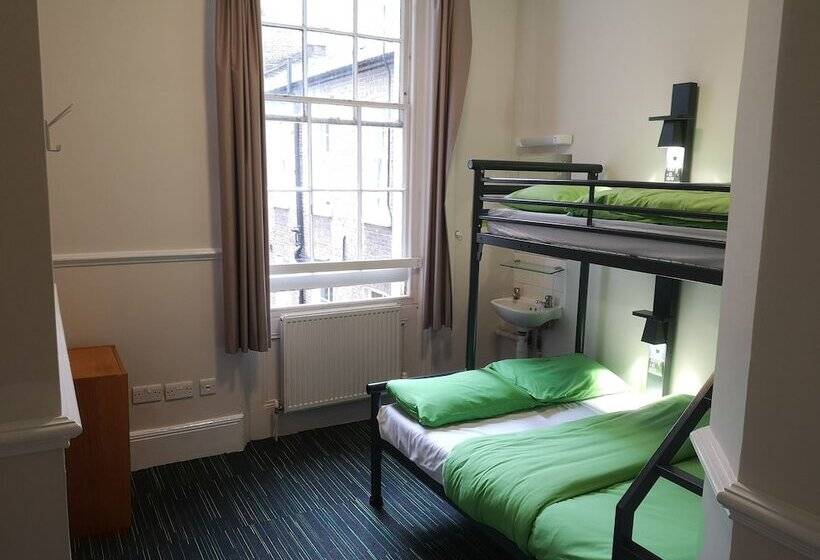 غرفة قياسية حمام مشترك, Yha London Earl S Court