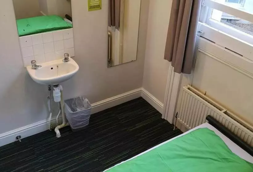 スタンダード４人部屋, Yha London Earl S Court