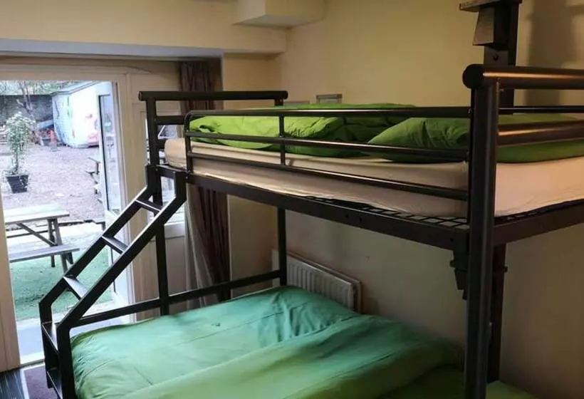 スタンダード４人部屋, Yha London Earl S Court