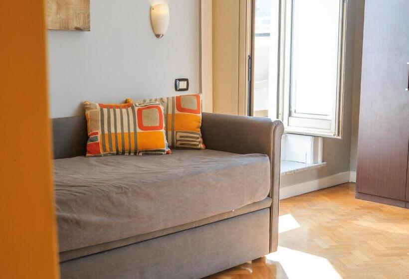 سوییت سوپریور, Spaccanapoli Comfort Suites