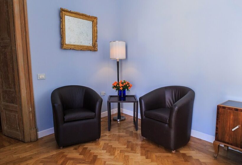 سوییت, Spaccanapoli Comfort Suites