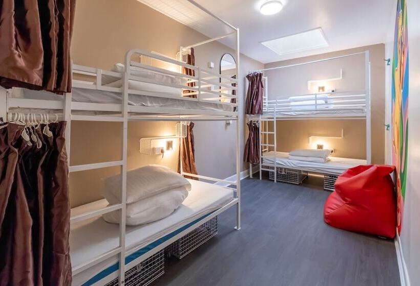 共用房间的床, Book A Bed Hostels