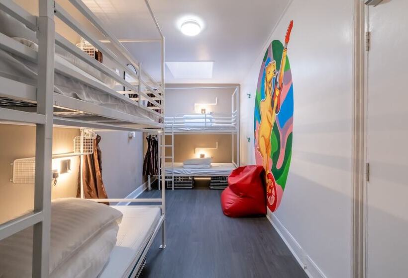 ルームシェアのワンベッド, Book A Bed Hostels