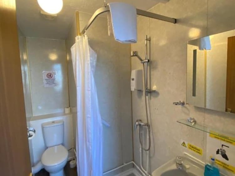 חדר סטנדרט יחיד, Carlton Court Hotel Eastbourne