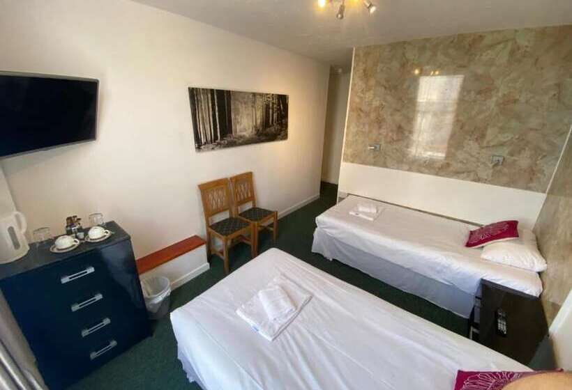 Номер Стандарт, Carlton Court Hotel Eastbourne