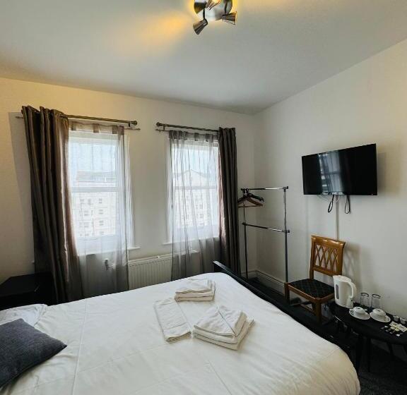 חדר סטנדרט, Carlton Court Hotel Eastbourne