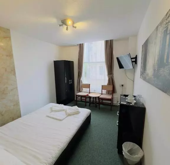 اتاق استاندارد, Carlton Court Hotel Eastbourne