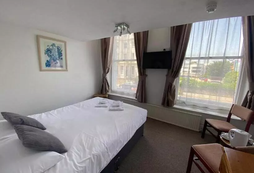 اتاق استاندارد, Carlton Court Hotel Eastbourne