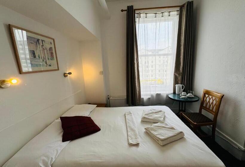 חדר סטנדרט, Carlton Court Hotel Eastbourne