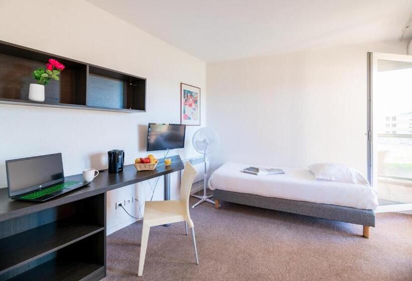 إستوديو قياسى, Cerise Valence