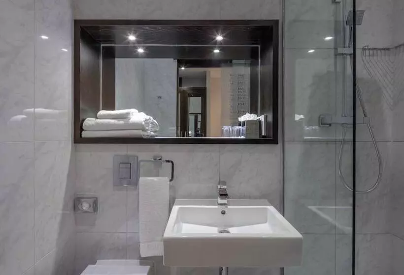 身障者適用スタンダードルーム, Doubletree By Hilton London Greenwich