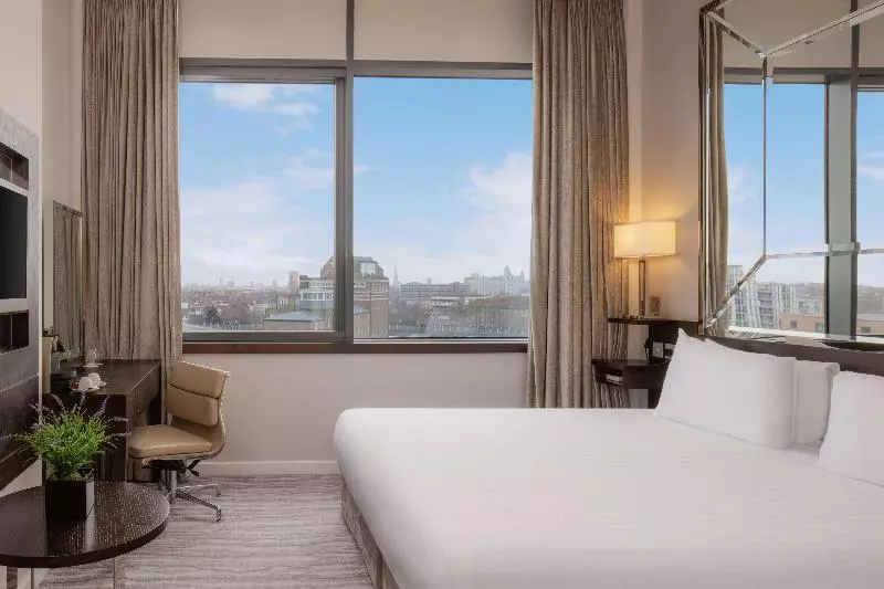 キングサイズベッドのデラックスルーム, Doubletree By Hilton London Greenwich