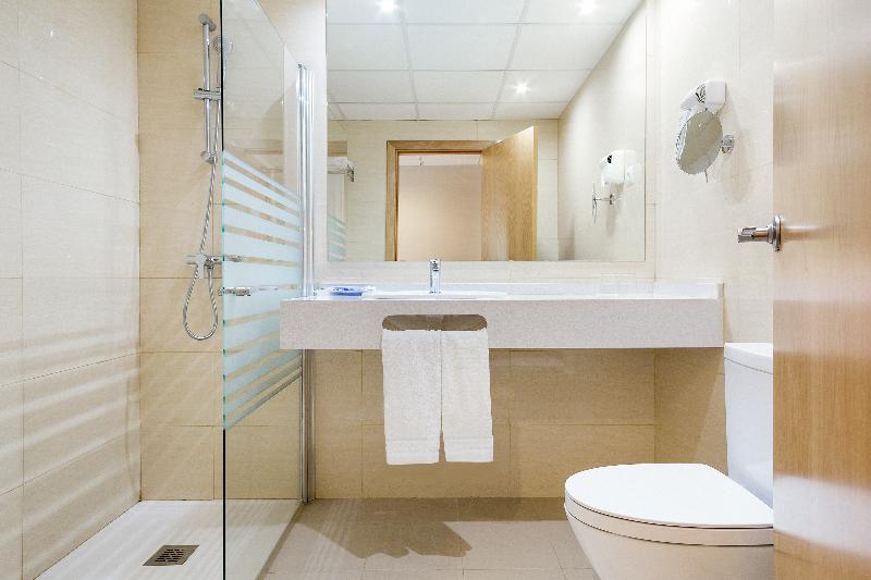 Номер Economy, Europa