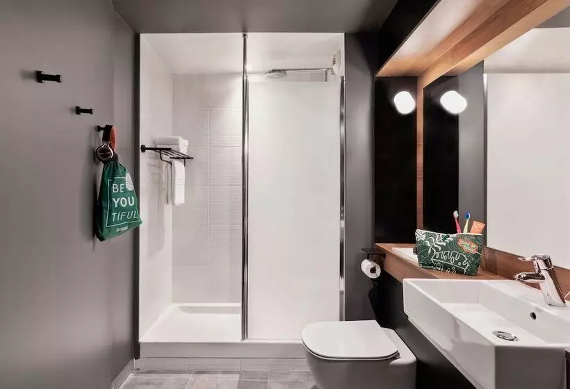 اتاق استاندارد با تخت دوبل, Moxy Amiens