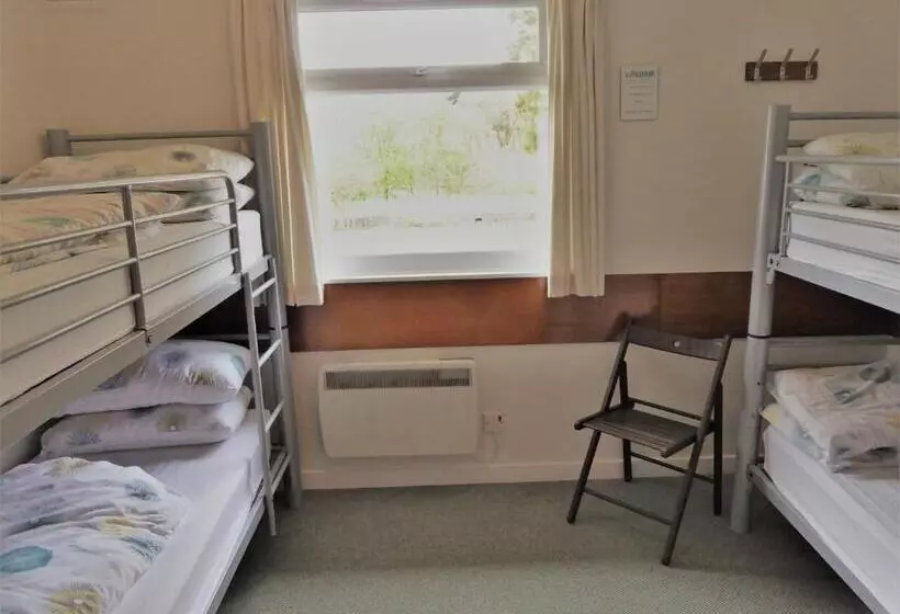 Standard Neljän Hengen Huone Jaettu Kylpyhuone, Inveraray Hostel