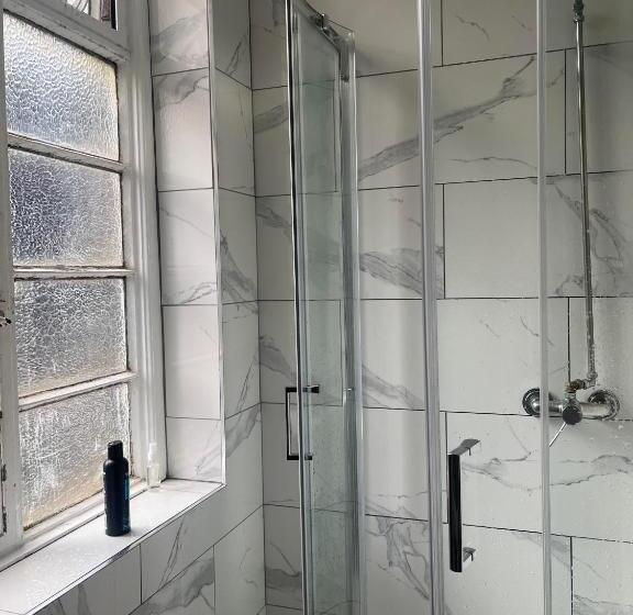 Superior Room, The Walrus Bar And Hostel