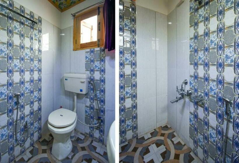 デラックストリプルルーム, Oyo 66476  Divine Kashmir