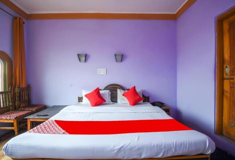 コンフォートトリプルルーム, Oyo 66476  Divine Kashmir