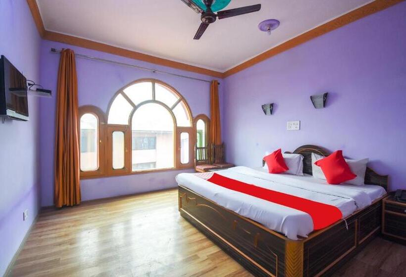 コンフォートトリプルルーム, Oyo 66476  Divine Kashmir