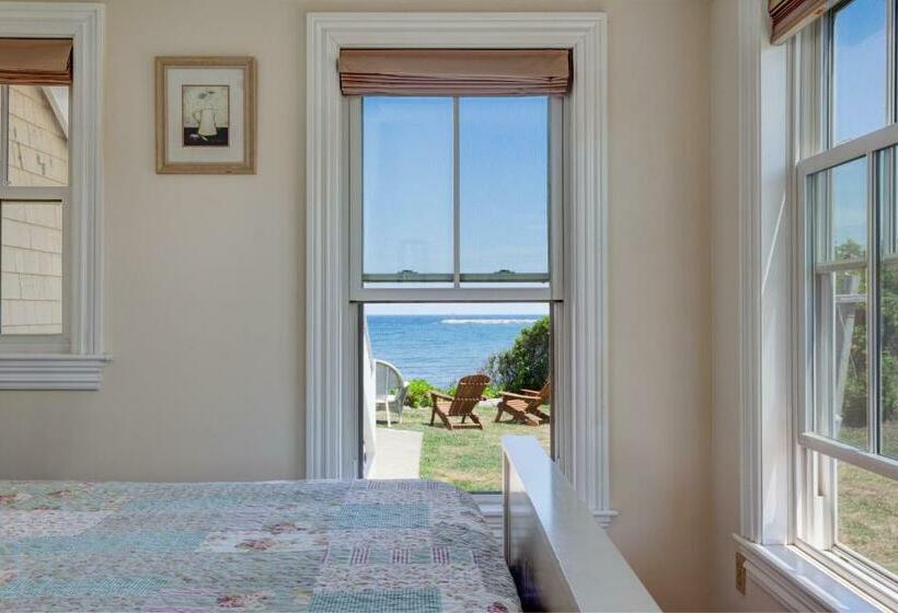 オーシャンビュースタンダードルーム, Avonlea