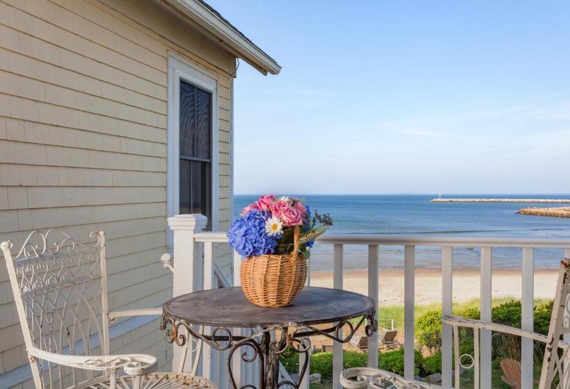 バルコニー付きスタンダードルーム, Avonlea