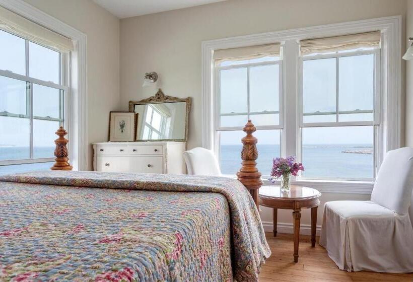 オーシャンビュースタンダードルーム, Avonlea