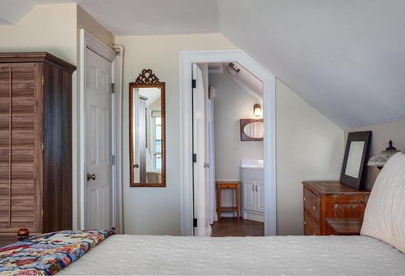 キングサイズベッドのスタンダードルーム, Avonlea