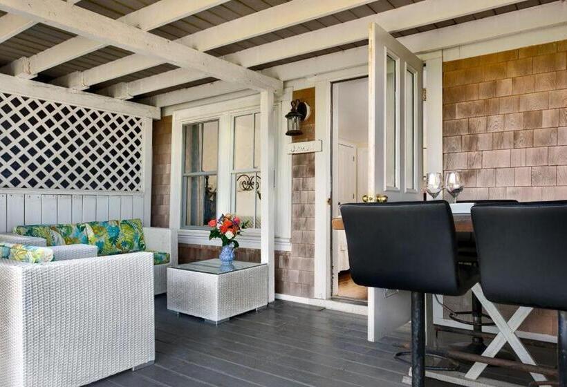 ファミリールーム, Avonlea