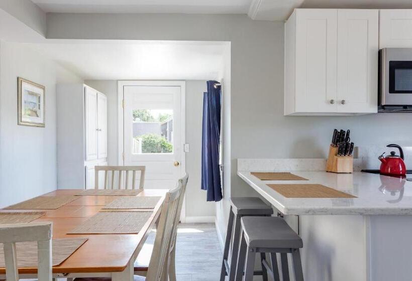 キングサイズベッドのスイートルーム, Avonlea