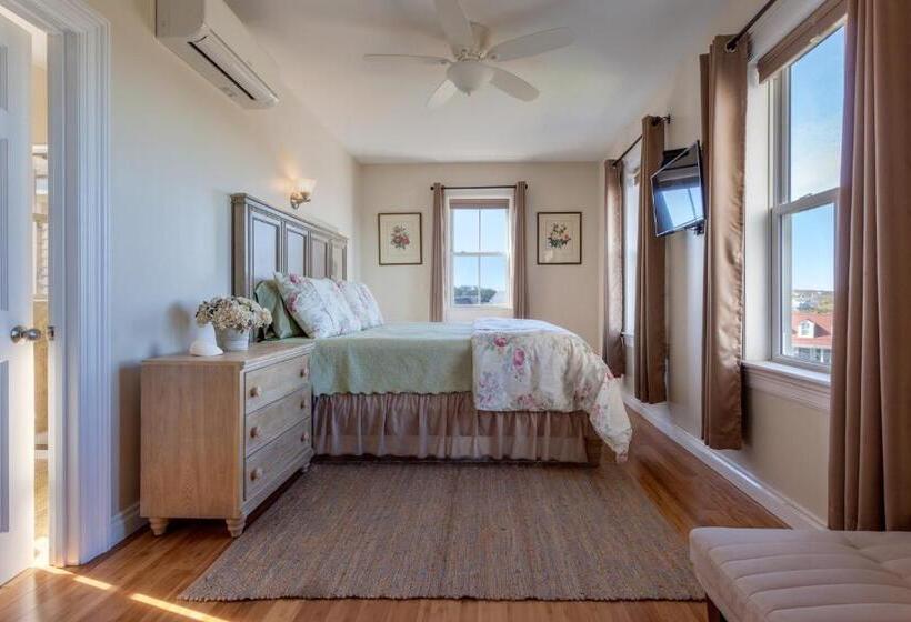 キングサイズベッドのスタンダードルーム, Avonlea