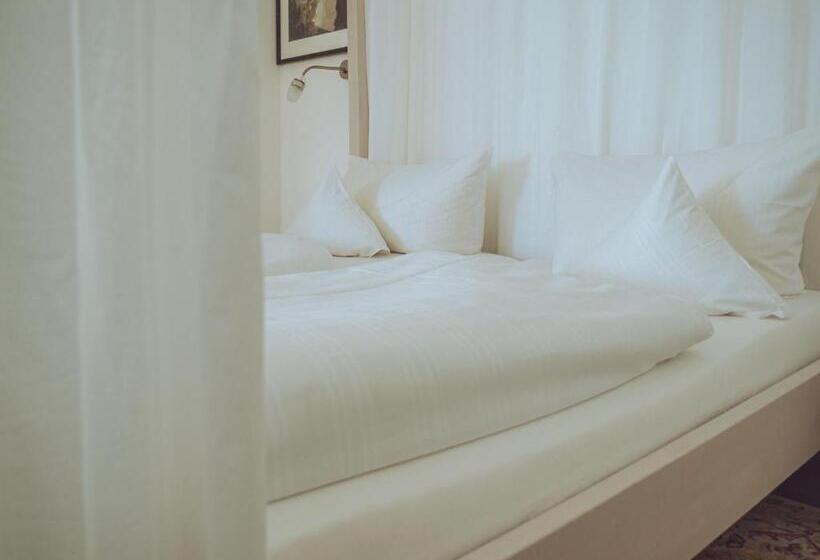 豪华房间, Schloss Raitenbuch