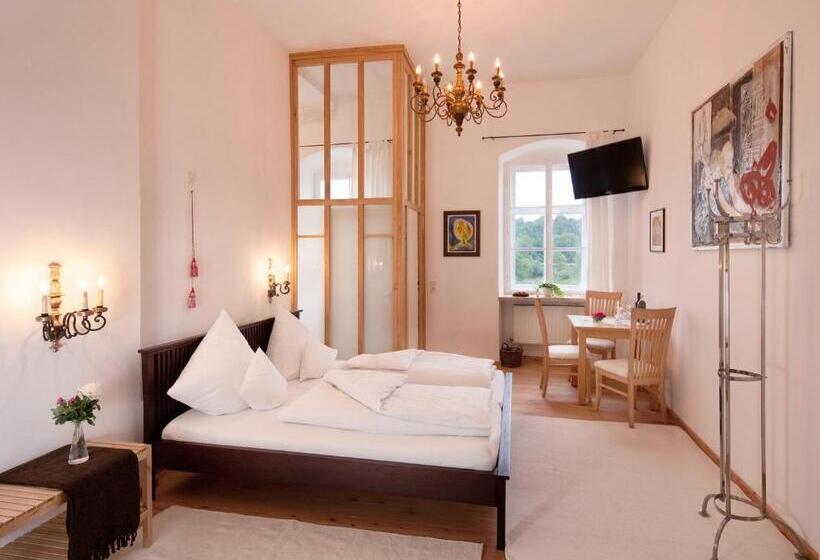 豪华房间, Schloss Raitenbuch