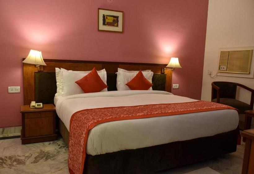 Номер Deluxe с Балконом, Greenwood