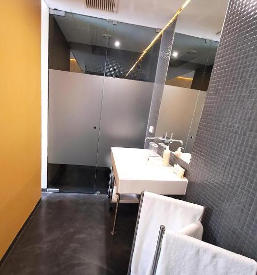 발코니 수피리어 룸, Casa Vela Boutique House