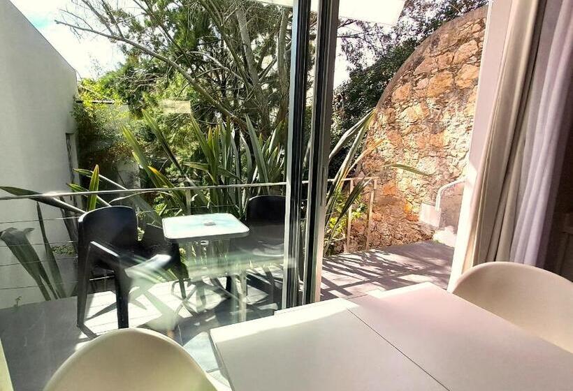 발코니 수피리어 룸, Casa Vela Boutique House