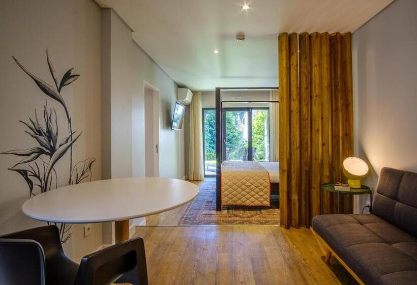 주니어 스위트 발코니, Casa Vela Boutique House